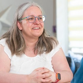 Katrin F. Katrin F. parle à une autre personne